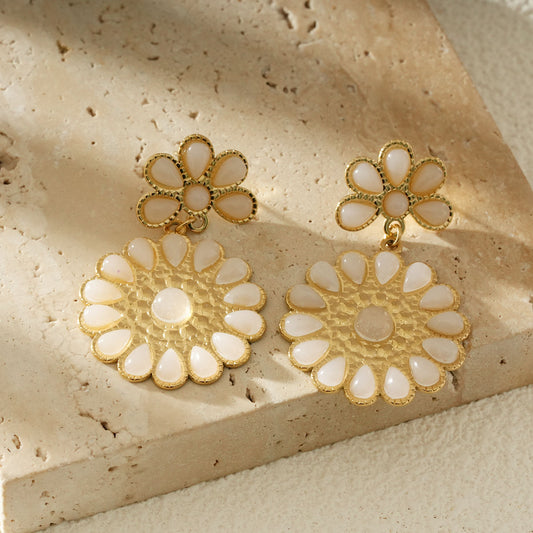 Boucles d'Oreilles Pendantes Dorées Bohème Fleur Et Or Martelé