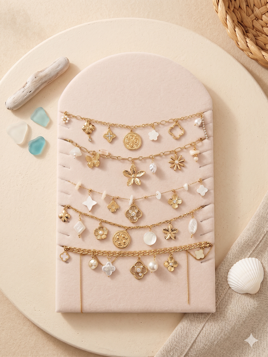 Lot de 5 bijoux à pendentifs floraux thème blanc