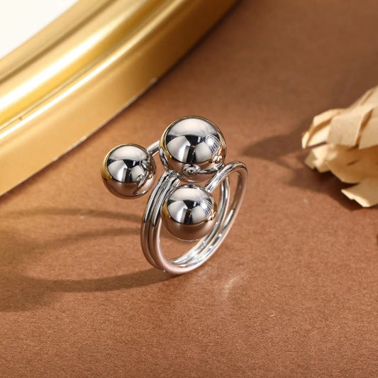 Bague Argentée Spirale Triple Boules Sur Pointes