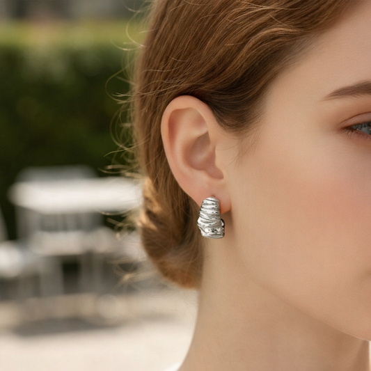 Boucles d'oreilles créoles ouvertes sculptées ondulé