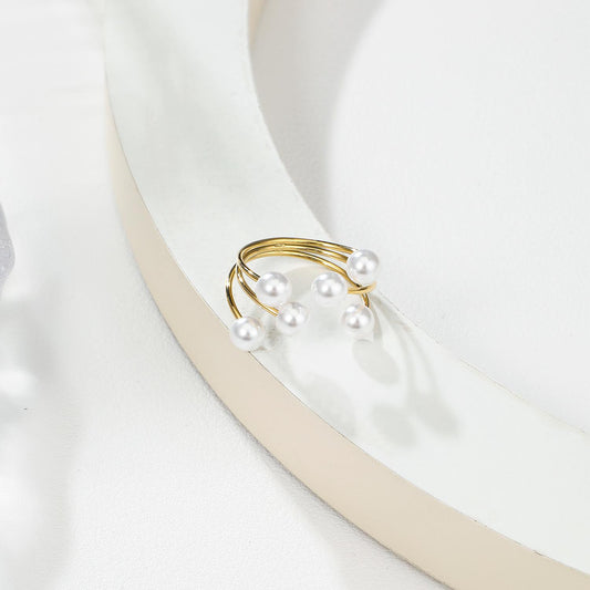 Bague dorée ajustable ouverture avant ornée 6 perles