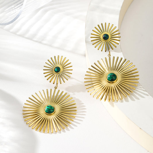 Boucles d'Oreilles Dorées Soleil Double Avec Malachite Synthétique