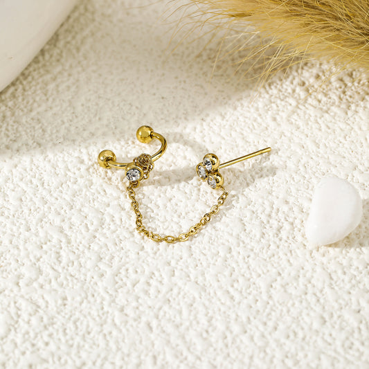 Boucles d'oreilles unique avec earcuff relié par une chaîne
