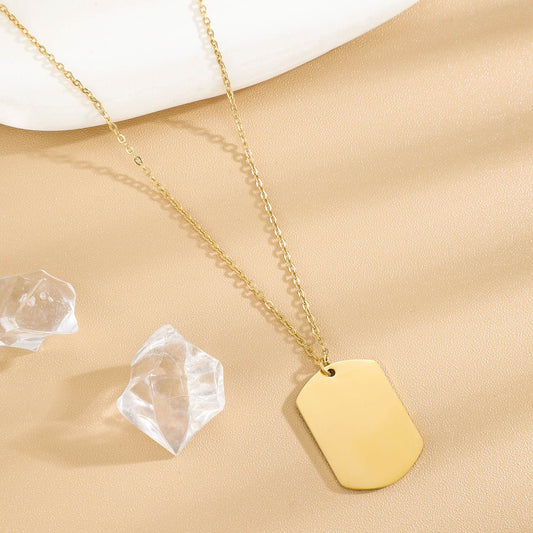 Collier Chaîne Fine Dorée Avec Plaque Rectangle Arrondie À Graver