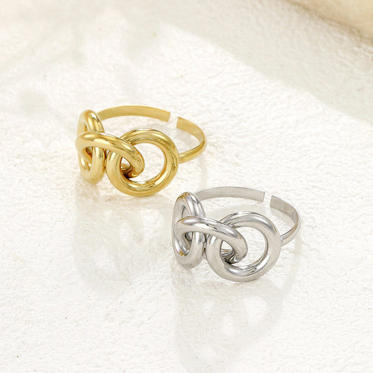 Bague Dorée Ajustable Anneaux Entrelacés