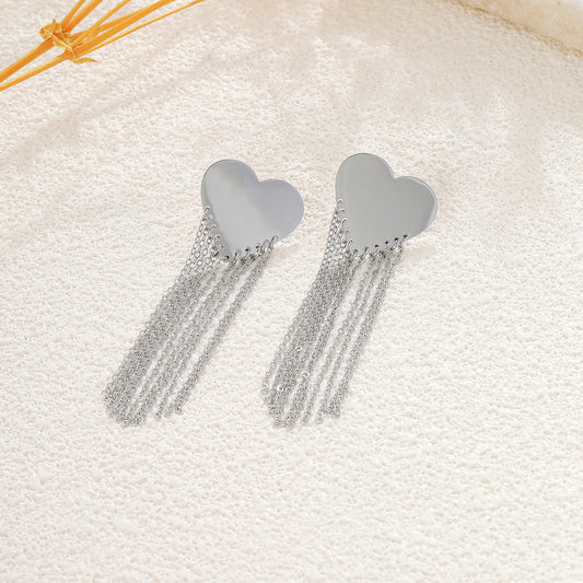 Boucles d'oreilles argentées cœur effet miroir chaînes fines pendantes