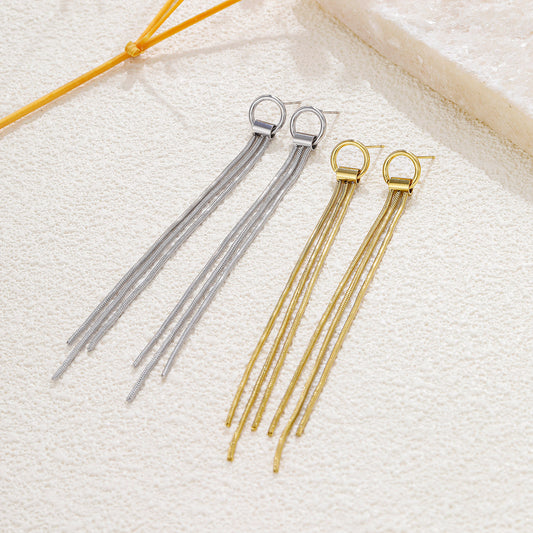 Boucles d’oreilles pendantes argentées maillons serpent rond