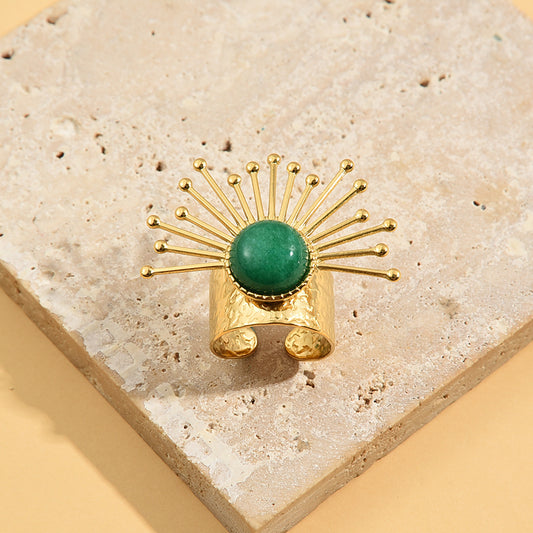 Bague Dorée Large Eclat Avec Pierre Verte Ajustable