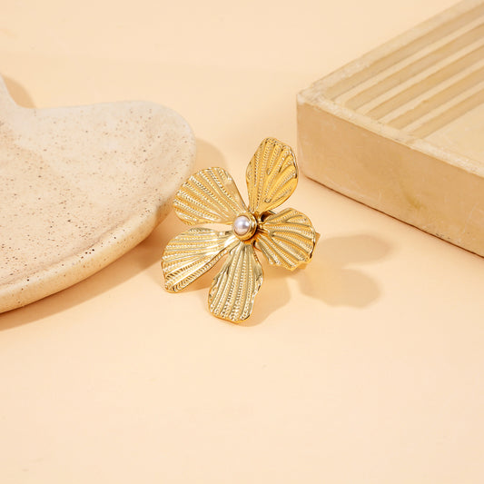 Bague Dorée Ajustable Fleur Gravée Perle Élégante