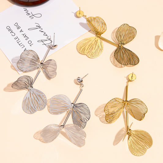 Boucles d'Oreilles Pendantes Feuille Ajourée Dentelle Métallique