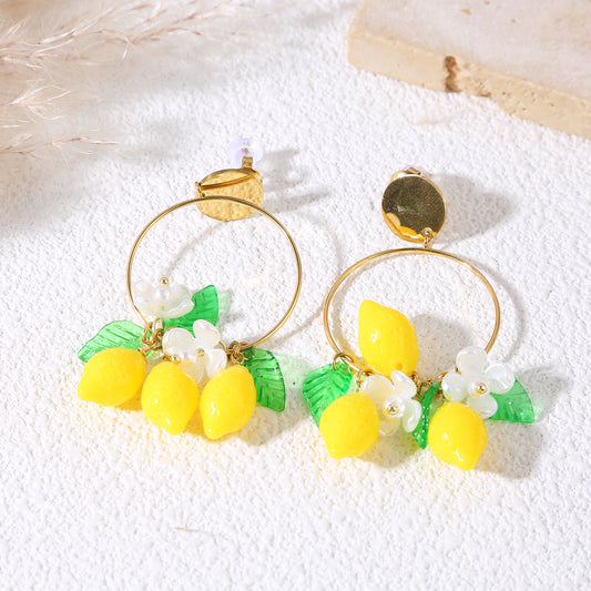 Boucles d'oreilles pendantes dorées citrons et feuilles