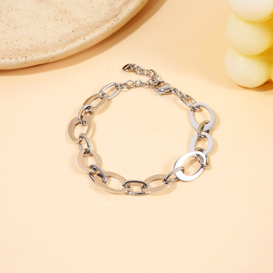 Bracelet Chaîne Maillons Asymétriques à Anneaux Entrelacés Argentés