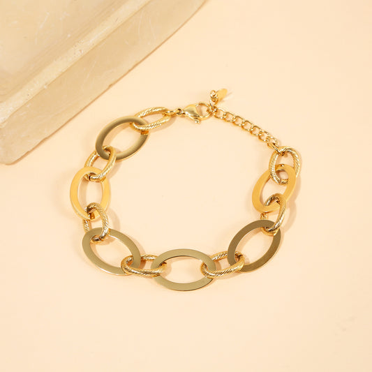 Bracelet Chaîne Dorée Maillons Lisses Et Torsadés