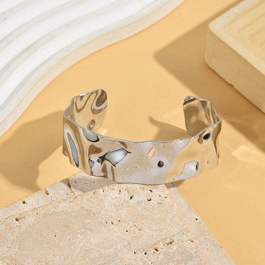 Bracelet Argenté Jonc Martelé Brillant