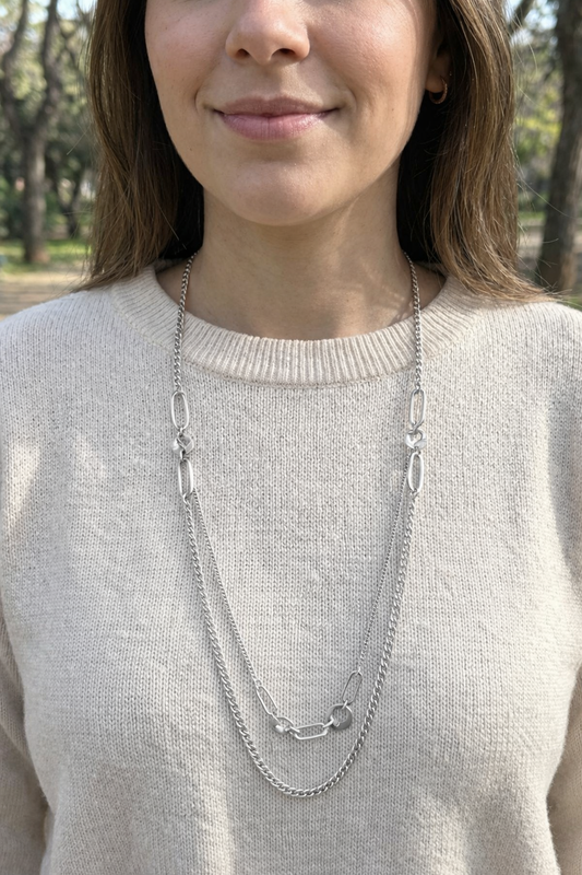 Collier sautoir multi-rangs à maillons variés chaînes fines, maille gourmette grands maillons ovales