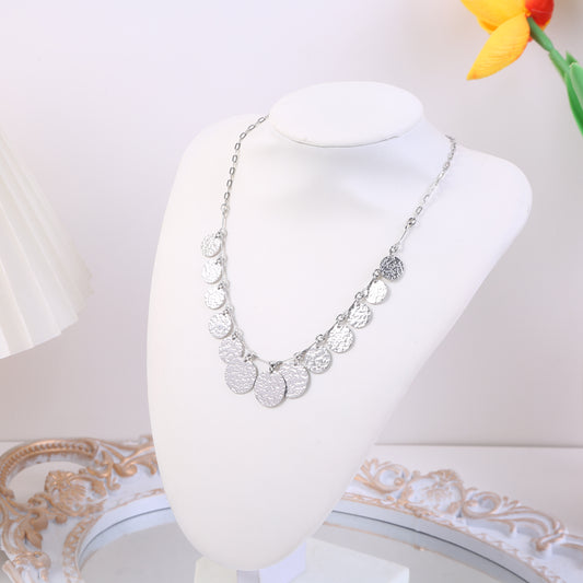 Collier Chaîne Argentée Médaillons Martelés