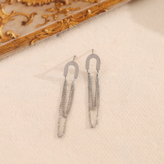 Boucles d'oreilles U avec double chaînes argentées