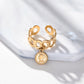 Bague dorée ajustable maillons avec pendentif