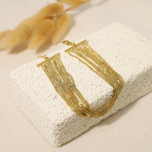 Bracelet doré avec multi chaînes reliées