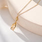 Collier chaîne dorée avec pendentif rectangle ondulé