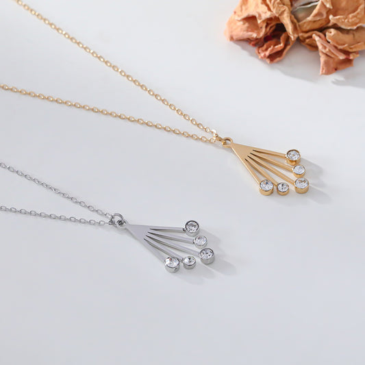 Collier chaîne argentée 5 strass