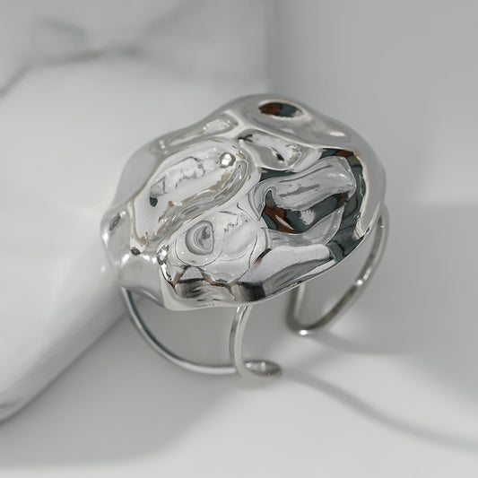Bague Argentée Surface Ronde Incurvée