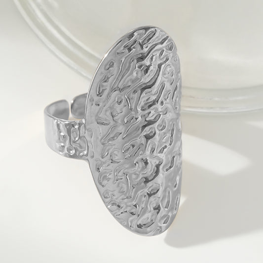 Bague Argentée Plaque Ovale Martelée