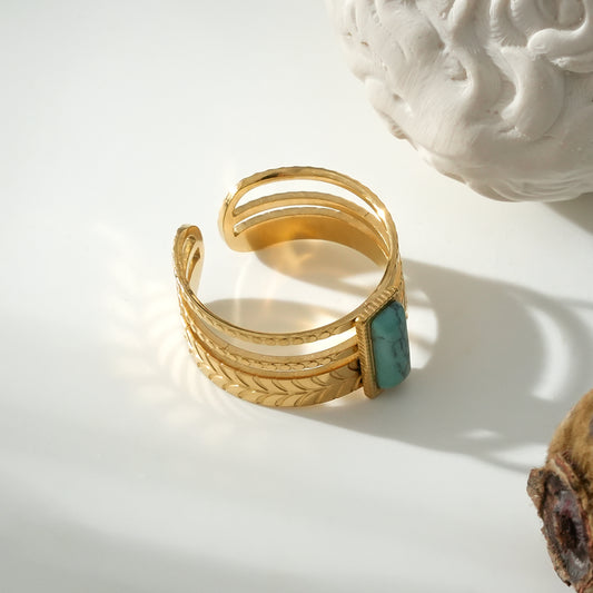 Bague Dorée Ouverte Bande Gravure Pierre