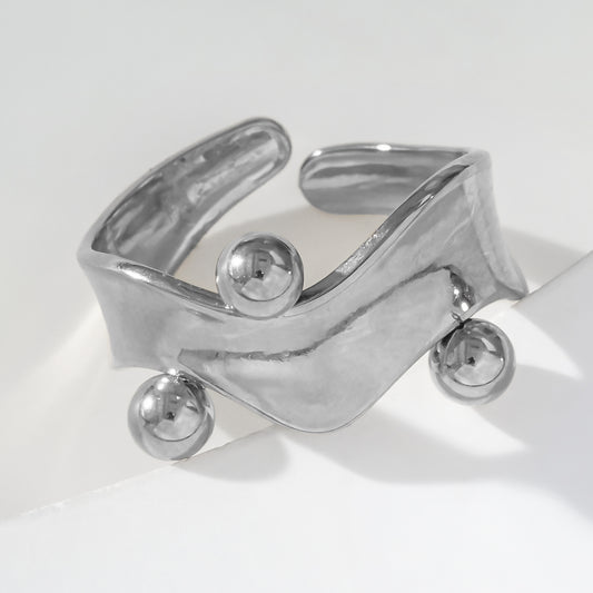 Bague Argentée Large Avec Boules