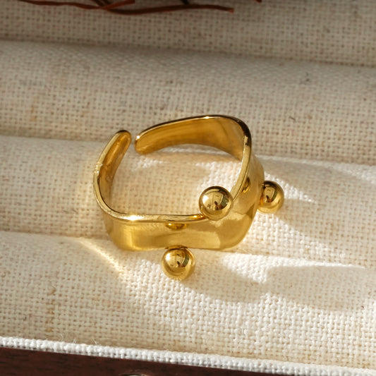 Bague Dorée Large Avec Boules