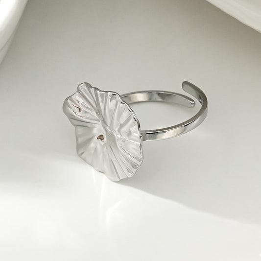 Bague Argentée Feuille de Lotus Brillante