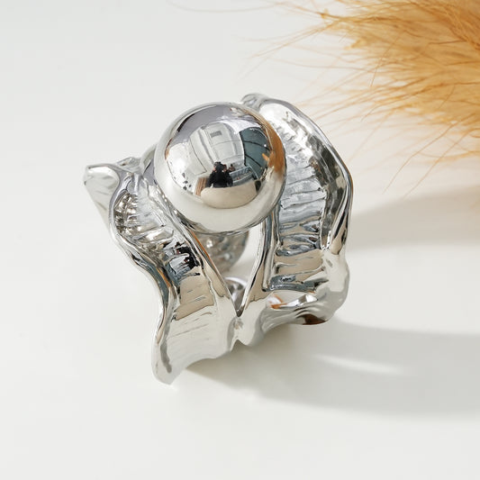 Bague Argentée Double Bandes A Volants Avec Boule