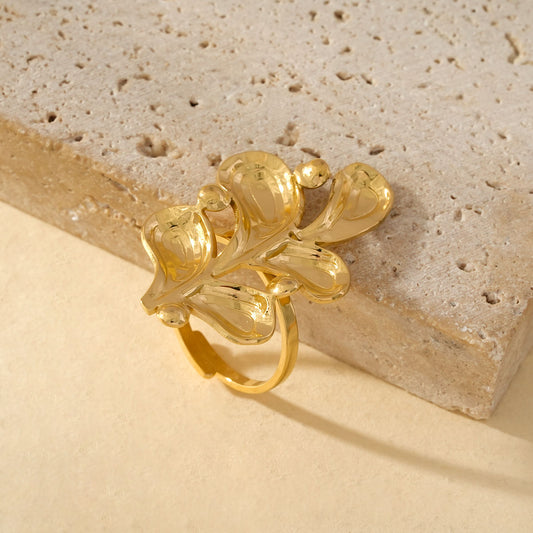 Bague Dorée Ajustable Grande Feuille