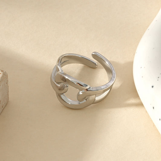 Bague Argentée Chaîne Entrelacée Intemporelle