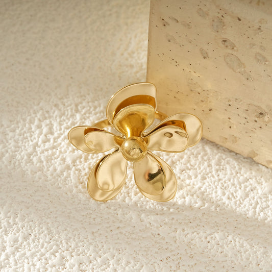 Bague Dorée Ajustable Floral Épanouie En Pétales Ondoyants