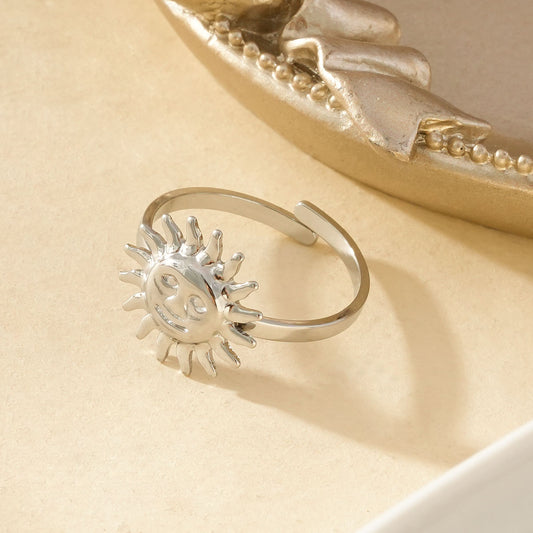 Bague Argentée Ajustable Visage Soleil