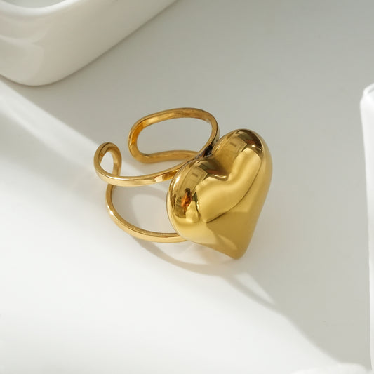 Bague Corde Incurvée Avec Cœur Dorée