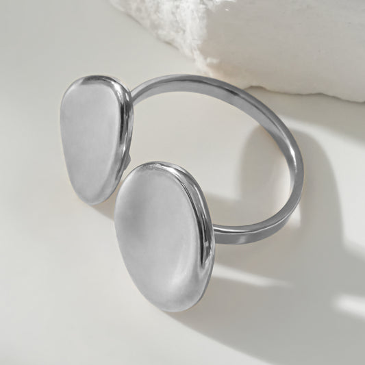 Bague Plaques Concaves Argentées Ouverture Devant