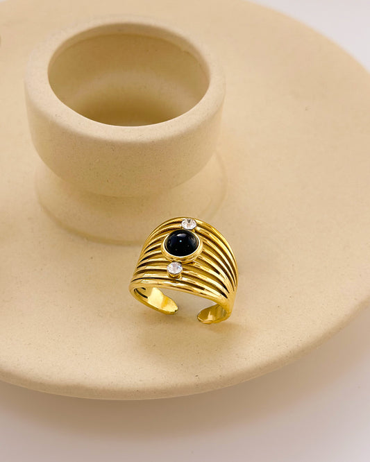 Bague Dorée Ouverte Multi Lignes Serties de Pierre Noire Et Strass