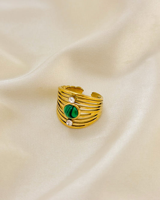 Bague Dorée Ouverte Multi Lignes Serties de Pierre Malachite Et Strass