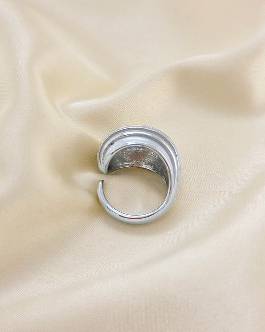 Bague Argentée Ouverte Large Bande Gravure Lignes