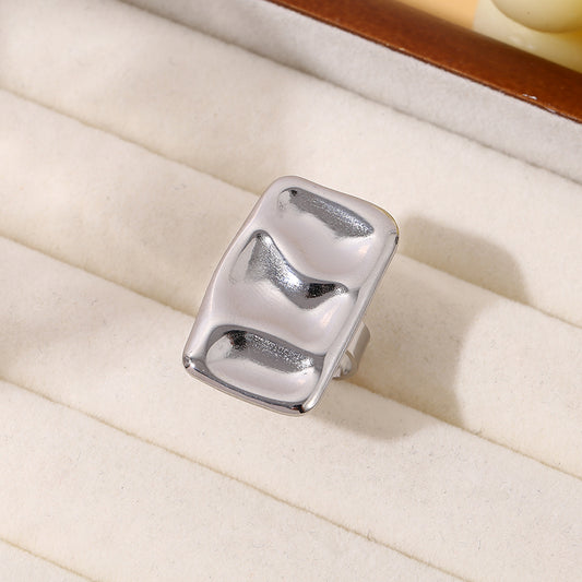 Bague Argentée avec Rectangle Martelée