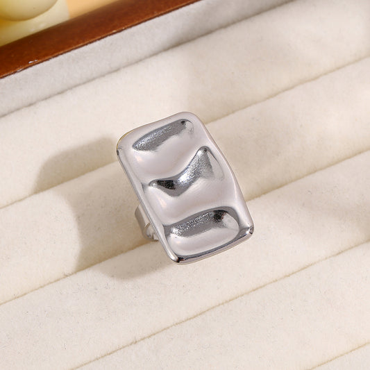 Bague Argentée avec Rectangle Martelée