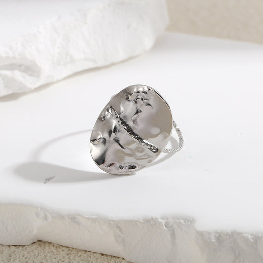 Bague Argentée Plaque Ovale Texturée Brillante