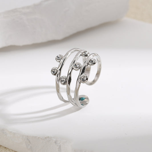 Bague Argentée Triple Lignes Multi Strass