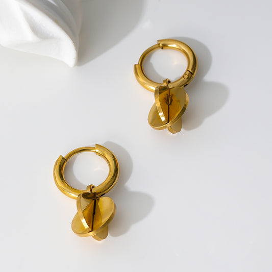 Boucles d'Oreilles Mini Créoles avec Cercles Croisés