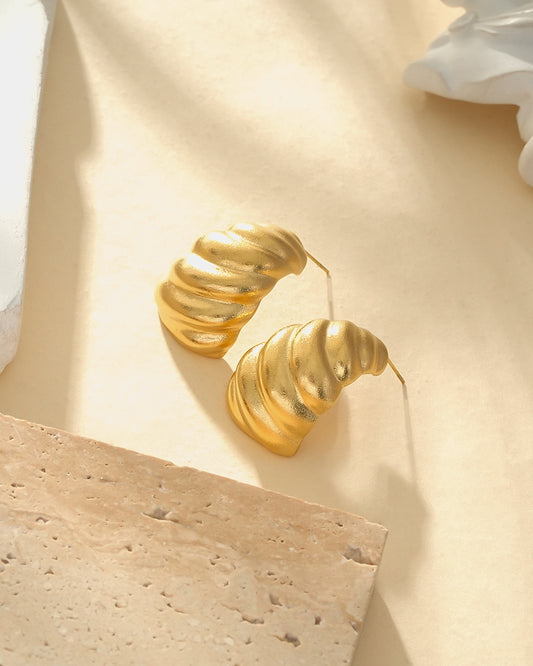 Boucles d'Oreilles Dorées Croissants Mattes