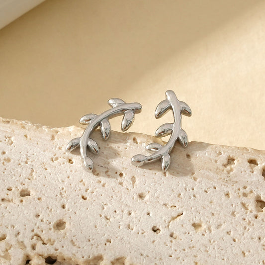 Boucles d'Oreilles Argentées Forme De Branche Feuillue