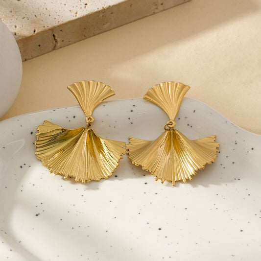 Boucles d'Oreilles Dorées Forme de Feuilles Ginkgo