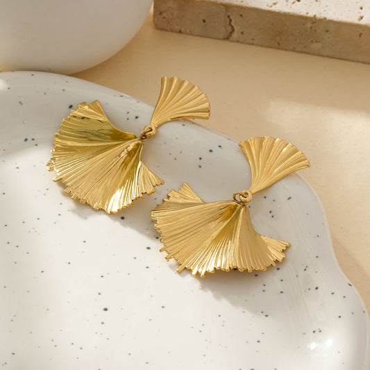 Boucles d'Oreilles Dorées Forme de Feuilles Ginkgo